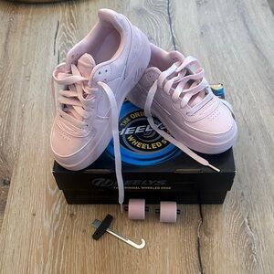 NWT Heelys Kids Light Pink Sneakers with Wheels